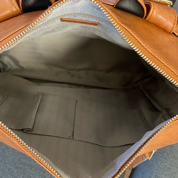 Brand NEW Camden Convertible Backpack in Camel 🧡 - Picture 3 of 16